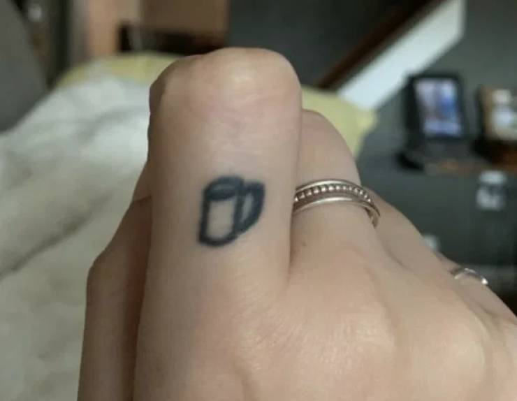 People Share Their Finger Tattoos And Their Meanings