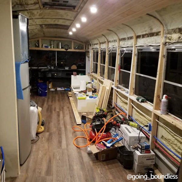 Couple Turns An Old ’90s School Bus Into Their New Home