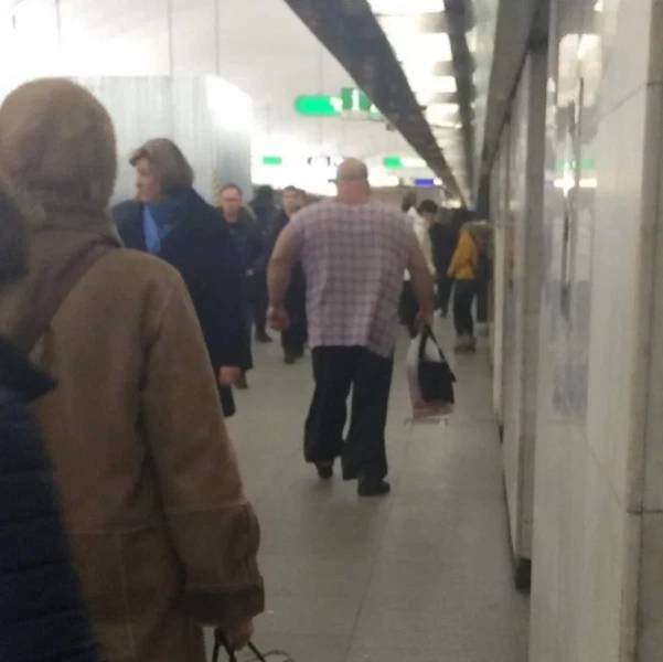 Looks Like Normal People Don’t Travel Via Subway…