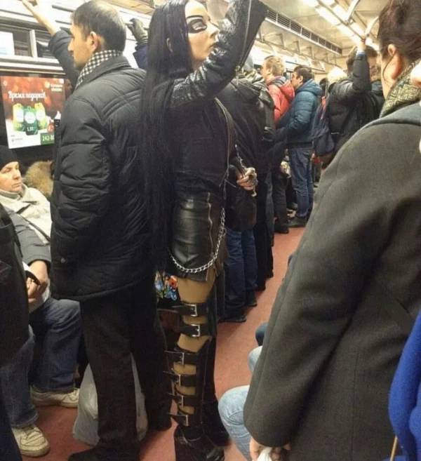 Looks Like Normal People Don’t Travel Via Subway…