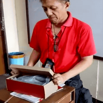 Science Teacher Gets A Gift From His Students, Thinks It’s A Prank