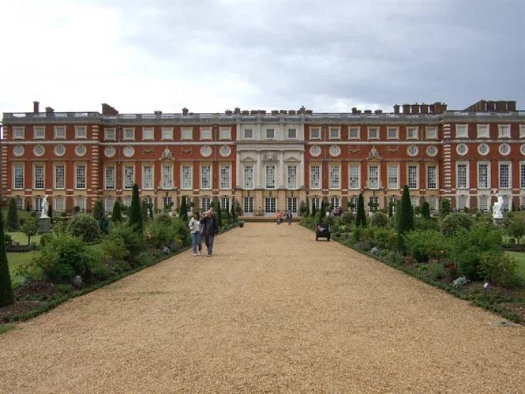 Oh, The “Joys” Of Living In An Old Royal Palace…