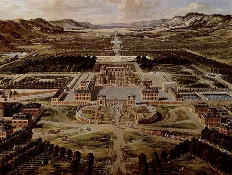 Oh, The “Joys” Of Living In An Old Royal Palace…
