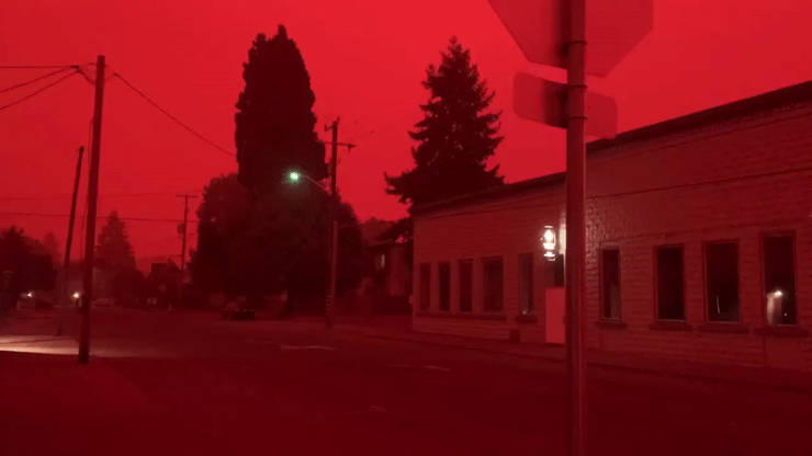 American West Coast Looks Like Hell Right Now…