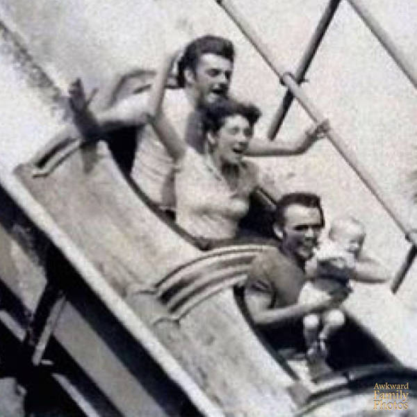 These Family Photos Are Either Funny Or Awkward…