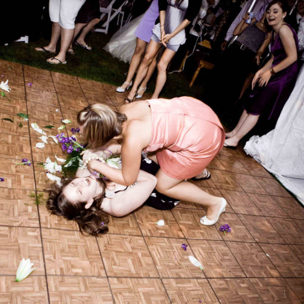 They REALLY Wanted That Bouquet!