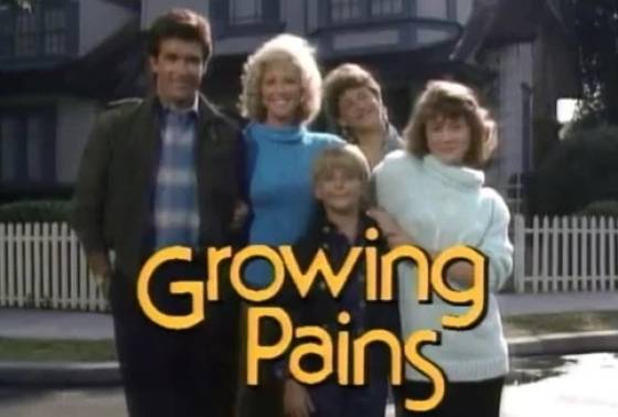 these-are-some-of-the-best-intro-songs-in-tv-show-history-39-pics-1