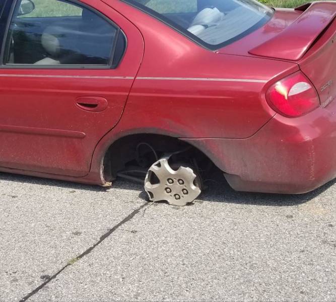 Car Mechanics See All Sorts Of Crazy Stuff…