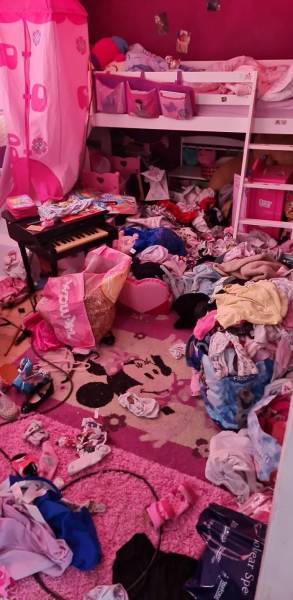 UK’s Messiest Bedrooms Are Not A Pretty Sight…