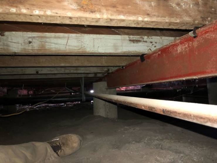 Structural Inspectors See Some Nerve-Wracking Stuff…