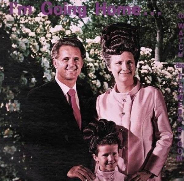 Everything’s Wrong With These Vintage Album Covers…
