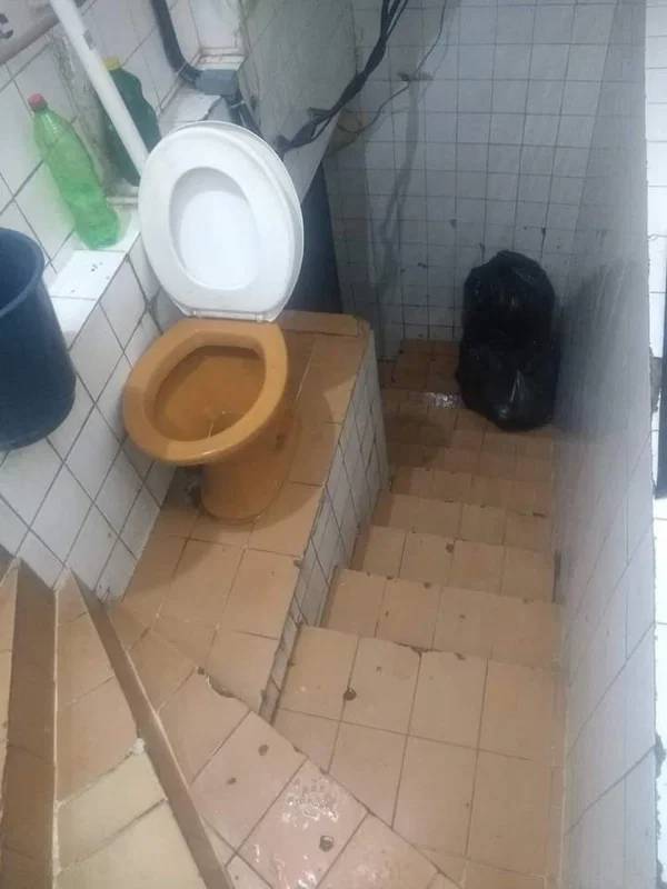 These Toilet Designs Aren’t Good…