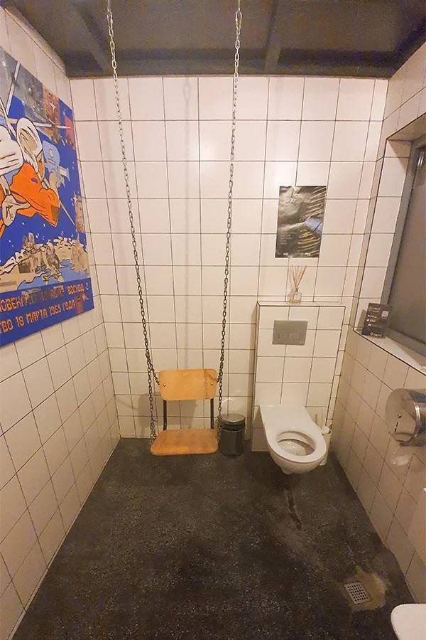 These Toilet Designs Aren’t Good…