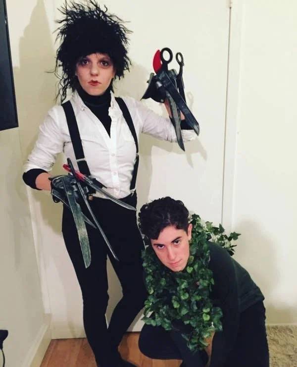 This Is How You Do Couple Costumes!