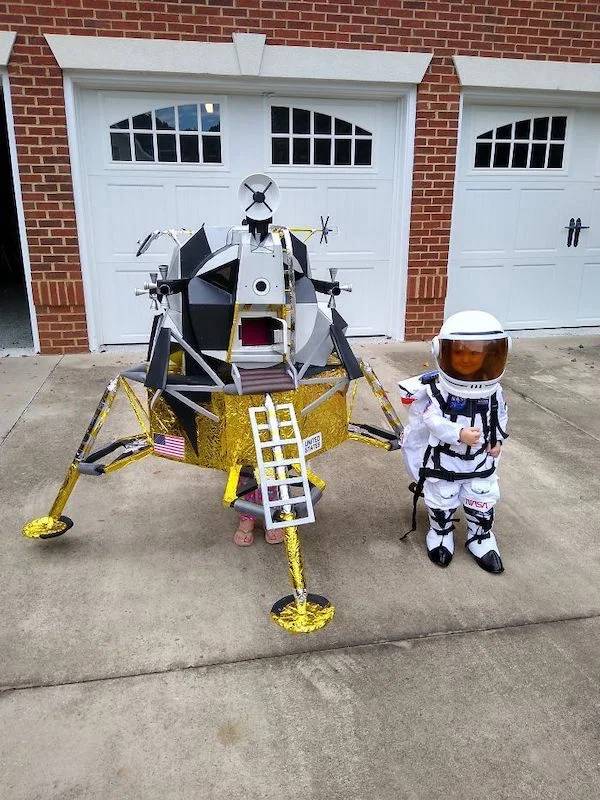 Now These Are Some Quality Halloween Costumes!