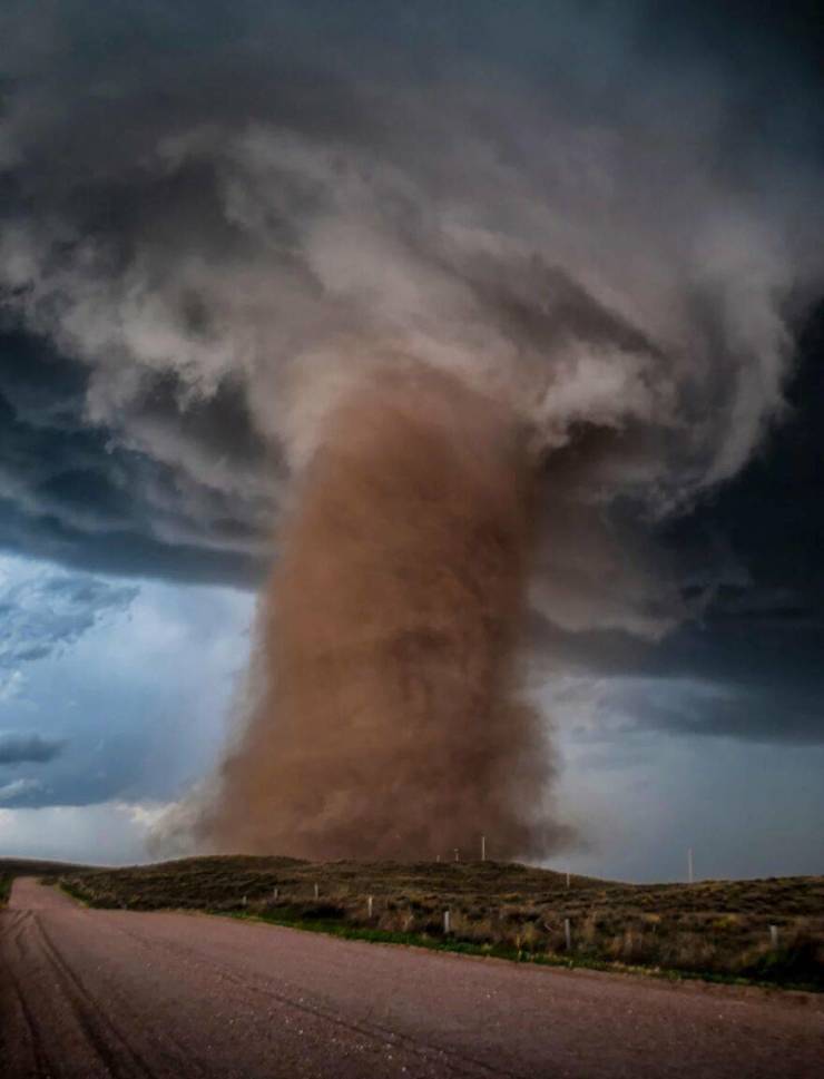 Take A Look At The Winners Of “Weather Photographer of the Year” (28