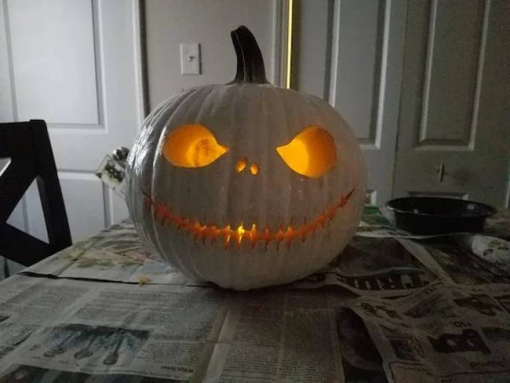 Now This Is How You Carve A Pumpkin!