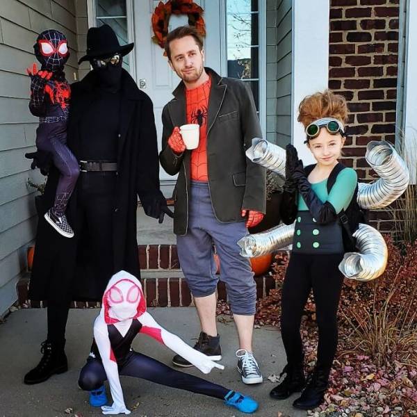 These Are Some Excellent Halloween Costumes!
