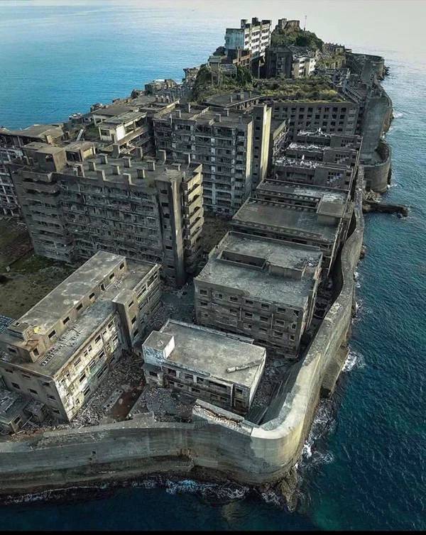 Check Out These Eerie Abandoned Places