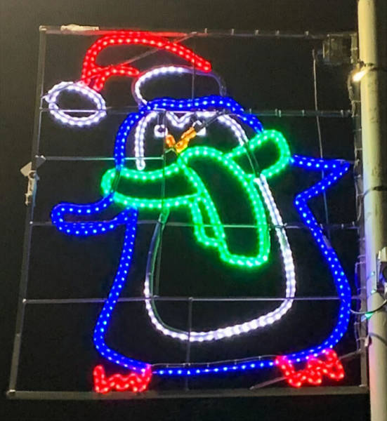 In This Village, It’s Kids Who Design The Christmas Lights!