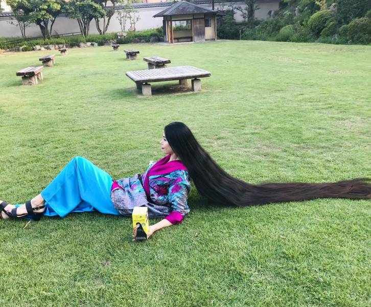 This Japanese Rapunzel’s Hair Hasn’t Been Cut In 15 Years!