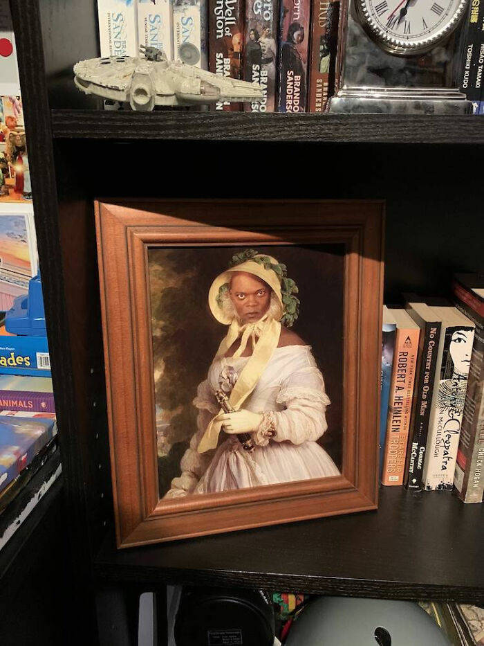 Husband Gradually Replaced Family Photos With “Star Wars” Art, Waiting For His Wife To Notice…