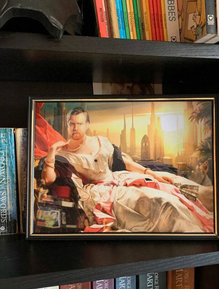 Husband Gradually Replaced Family Photos With “Star Wars” Art, Waiting For His Wife To Notice…