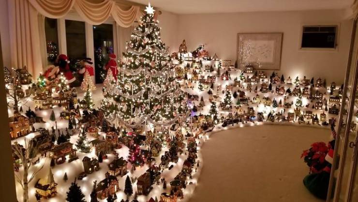 Now This Is How You Decorate For Christmas!