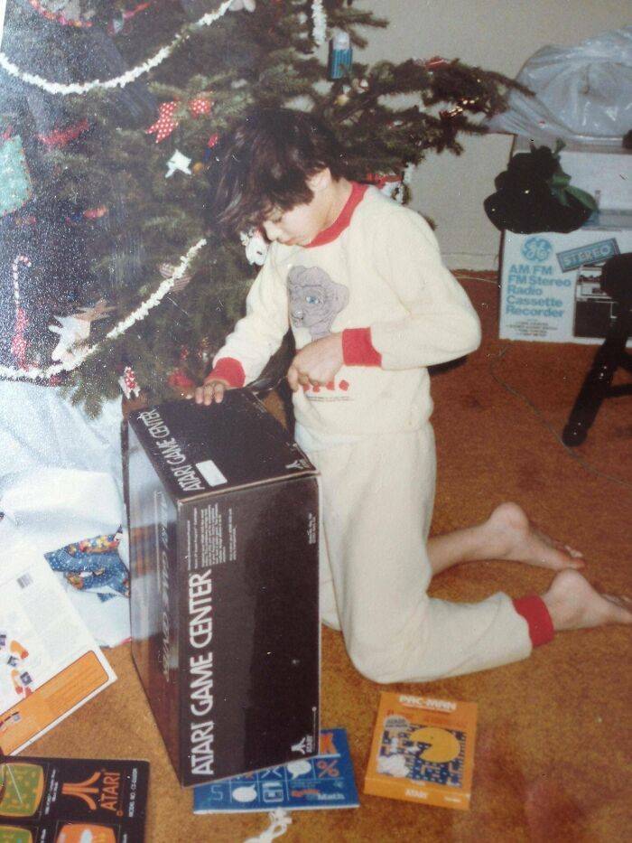 Vintage Photos Of Christmas Presents From The ‘80s And ‘90s