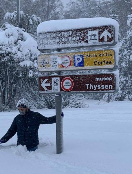 Spain Experiences Their Biggest Snowfall In Nearly 50 Years!
