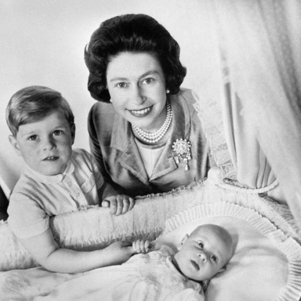 Curious Vintage Photos Of British Royalty