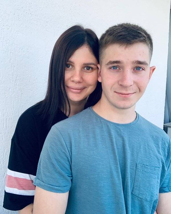 Russian Influencer Gives Birth To Her Stepson’s Baby…