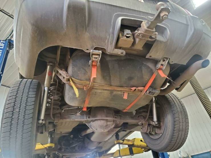 Car Mechanics Deal With All Sorts Of Crazy Stuff…
