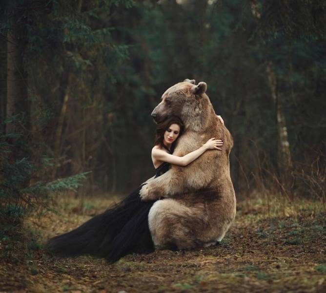 Photographer Shows Beautiful Connection Between The World Of Humans And The World Of Animals