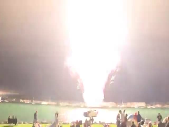 San Diego 18-Minute Fireworks Show Was Over After 25 Seconds Due To A Technical Error