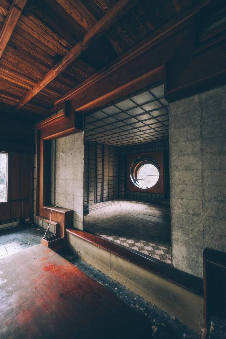 Take A Look At These Captivating Abandoned Places