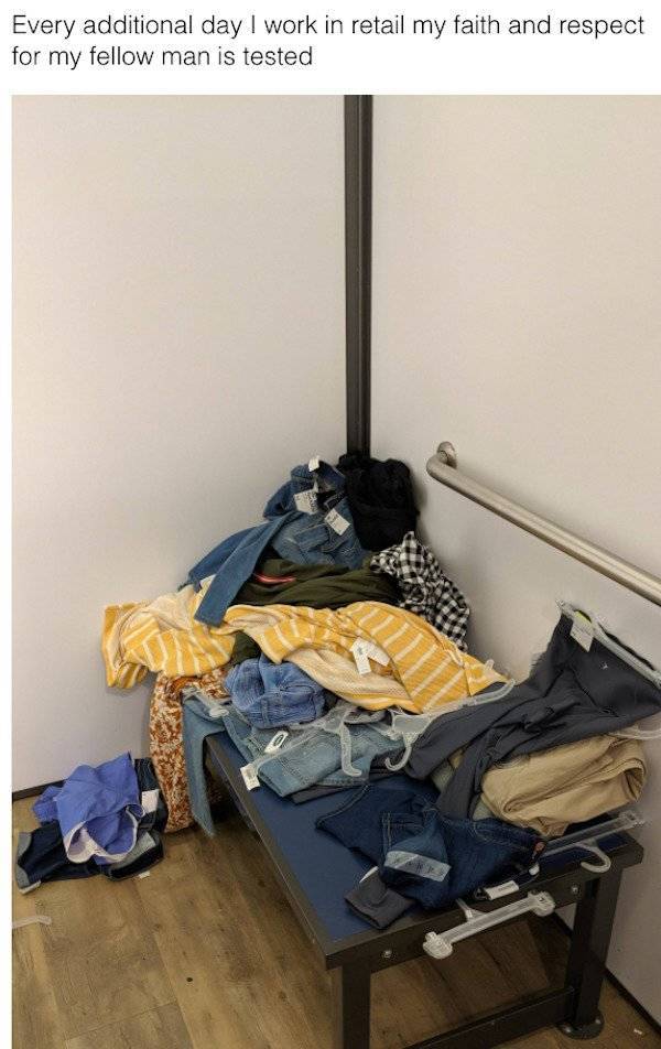 Store Workers Share Photos Of Their Worst Customer Experiences