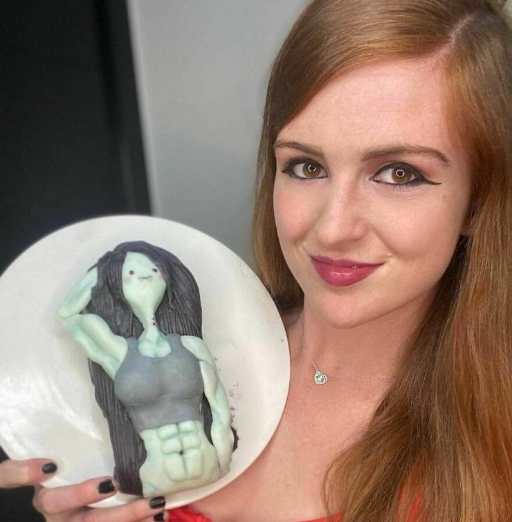 Mildly Unsettling Cakes Featuring Pop Culture Characters By BakingThursdays