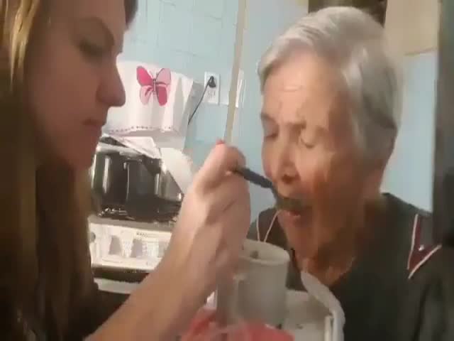 Mom With Alzheimer’s