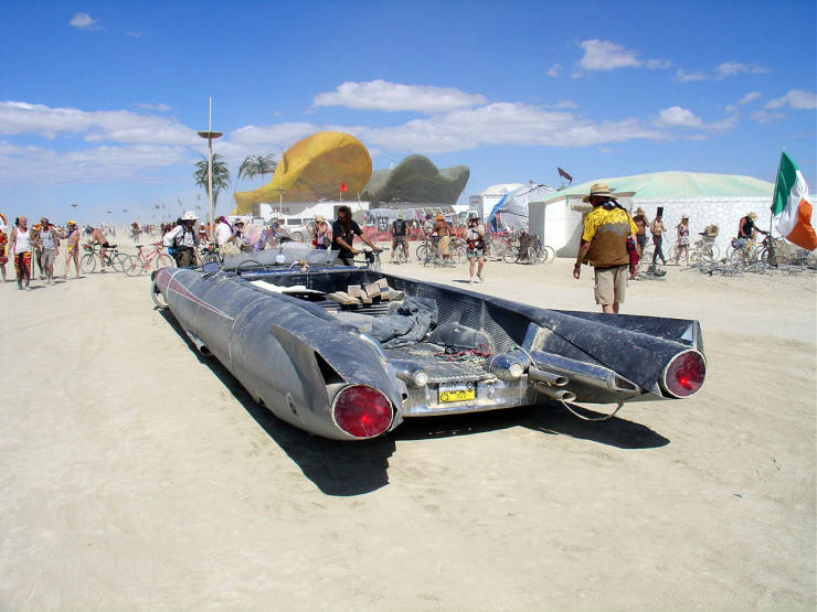 Insane Vehicles Found At The “Burning Man” Festival