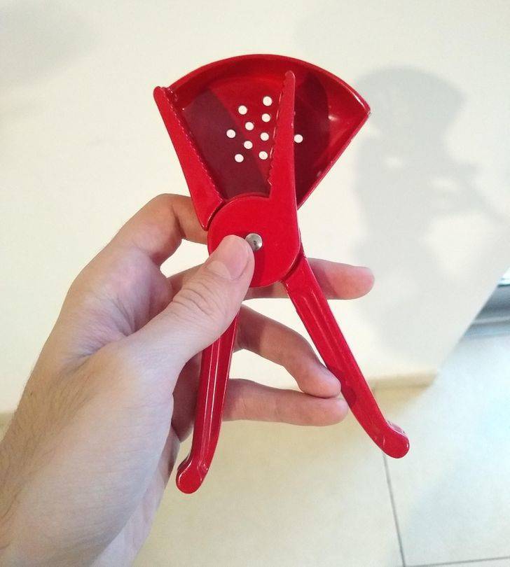 These Kitchen Tools Are Kinda Weird…