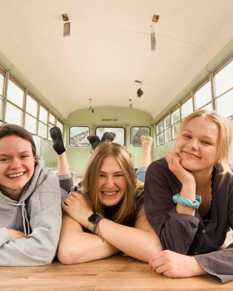 Three Girls Found Out They Were Dating The Same Guy, Renovated An Old Bus, And Are Now Traveling In It