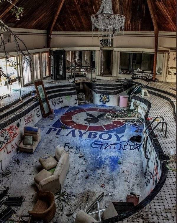 Look How Cool These Abandoned Places Are!
