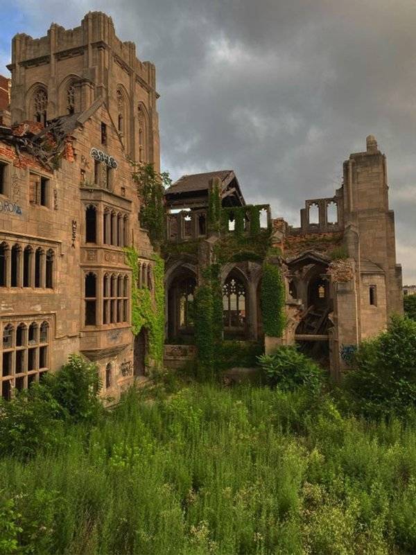These Abandoned Places Are So Mysterious!