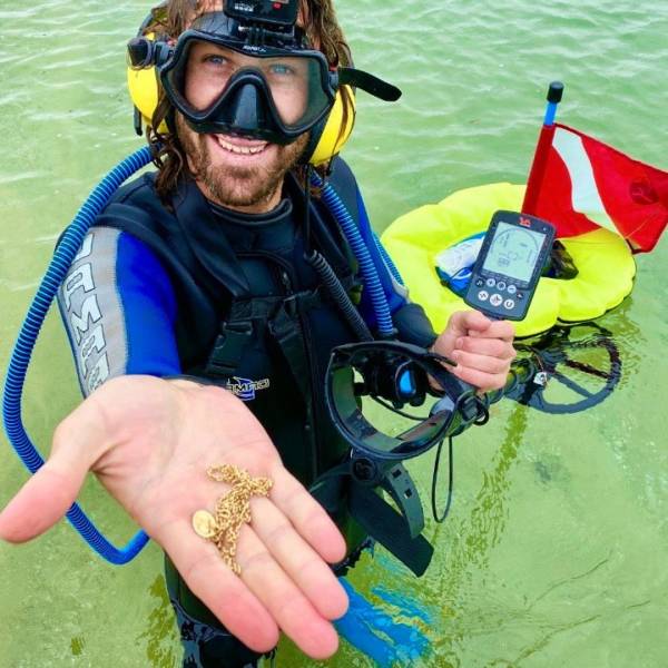 Australian Man Travels The World Looking For Underwater Treasures