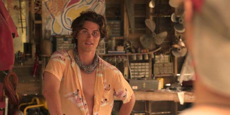 Grown-Up Actors And Actresses Who Had To Play Teenagers