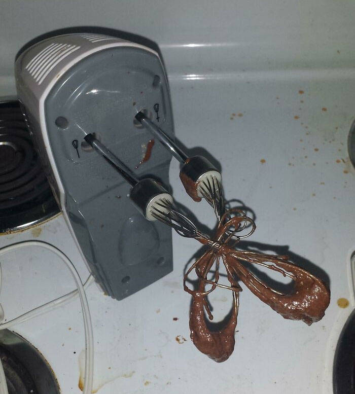 People Share Their Spectacular Kitchen Disasters