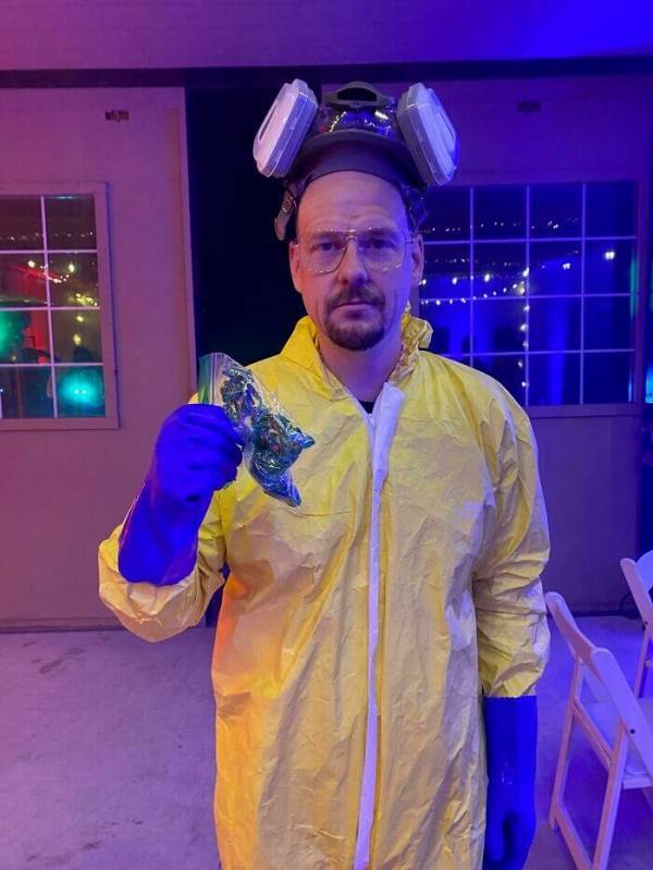 Some Of The Best Costumes From This Year’s Halloween!