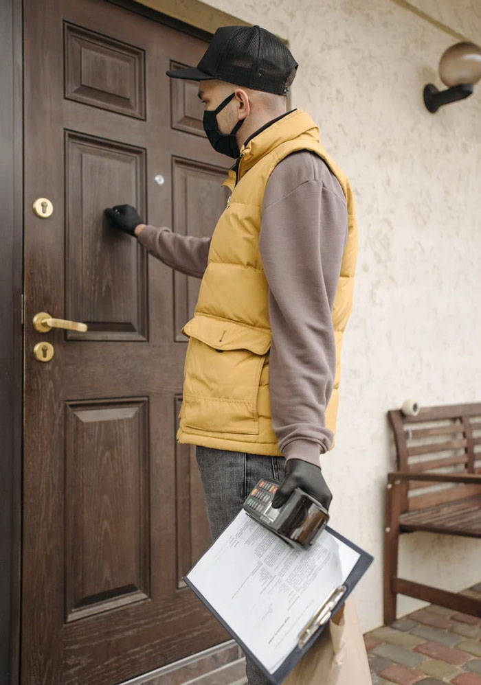 How Burglars Choose Their Targets And How To Avoid Burglary