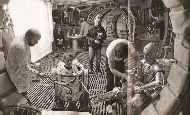 Rare “Star Wars” Behind-The-Scenes Photos